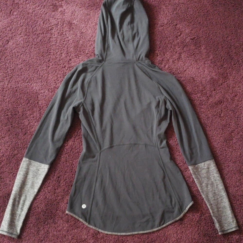 Lululemon Shape up Black Long Sleeve Pullover Women’s Sz 6 Athleisure - Picture 2 of 4